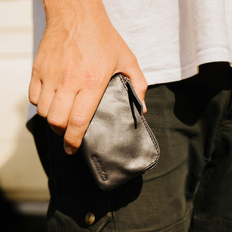 Cooke Pouch Wallet | Black