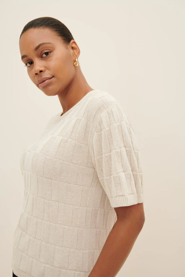 Kowtow | Etch Tee | Light Marle | The Colab | Shop Womens | New Zealand